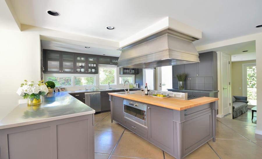 entertainer kitchen by Smith Brothers