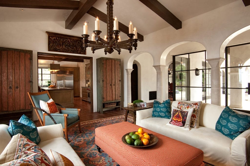 living_room_venetian_walls_smith_brothers